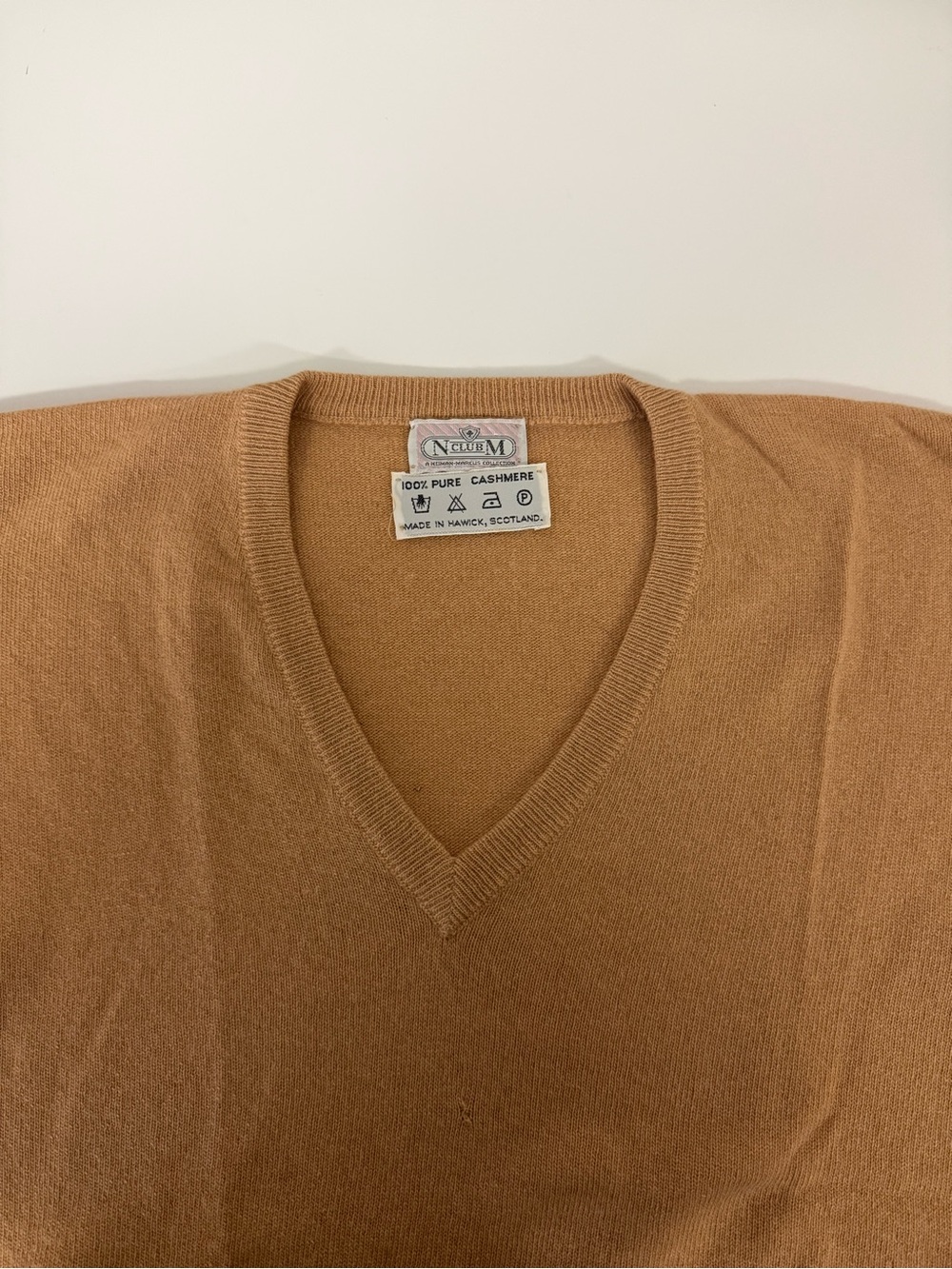 Neiman Marcus N Club M Womens 100% Cashmere VNeck Knit Pullover‎ Sweater Beige S